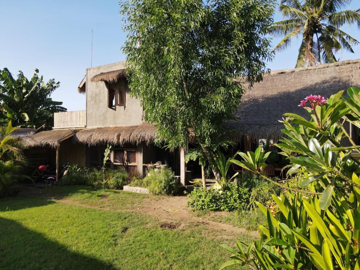 Flow Gili Islands Exterior photo