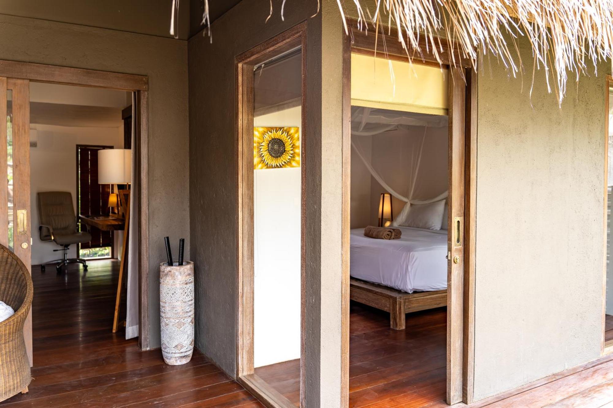 Flow Gili Islands Exterior photo